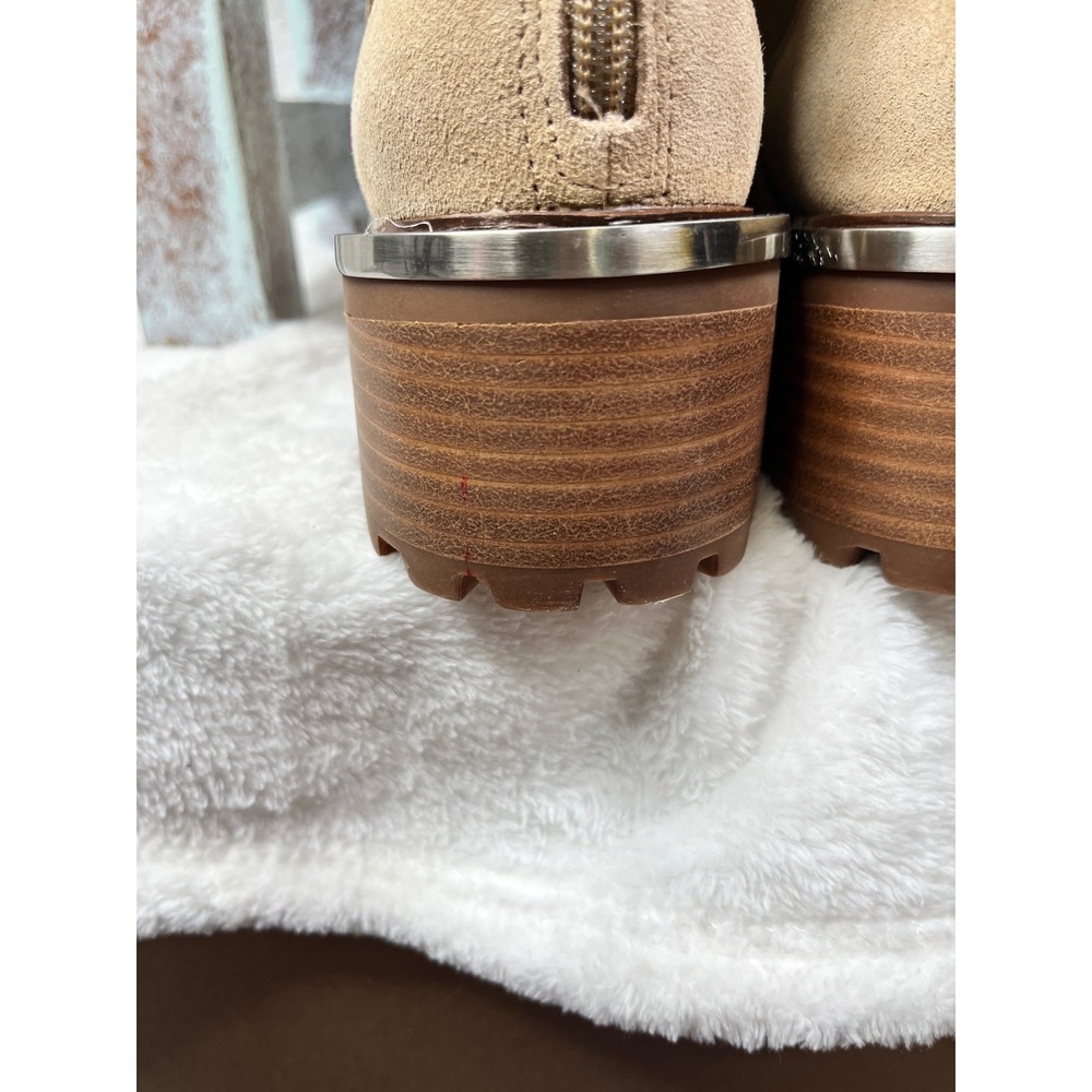 Vince Camuto Kelivena Suede Chelsea Boots Tortilla Beige Lug‎ Sole Size 8.5M - Picture 5 of 11